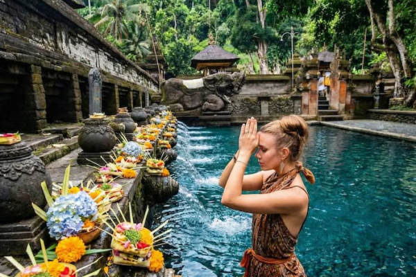 Ubud Tour: Bali Swing, Hidden Waterfalls & Sacred Temples
