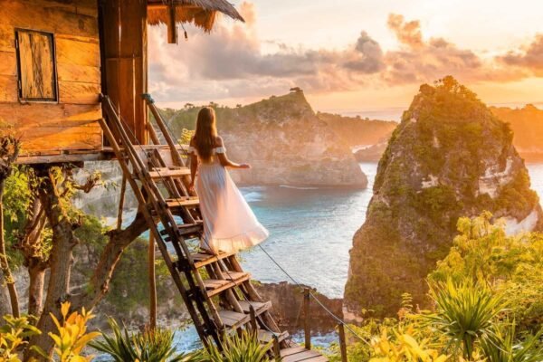 Nusa Penida: East & West Highlights Full-Day Tour